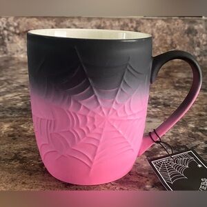 Cobwebs & Cauldrons Black And Pink Ombre Halloween Spider Web Mug NEW